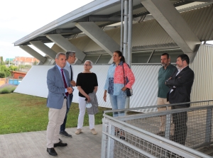 Las gradas del Campo de Fútbol de Soto de la Marina reciben el Premio Ortega Alloza del Colegio de Arquitectos