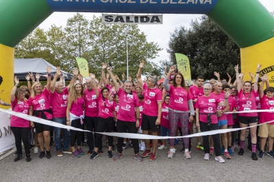 Una marea rosa de solidaridad para celebrar la XV Carrera de la Mujer de Santa Cruz de Bezana